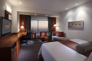 ��������� � ��������: Amari Watergate